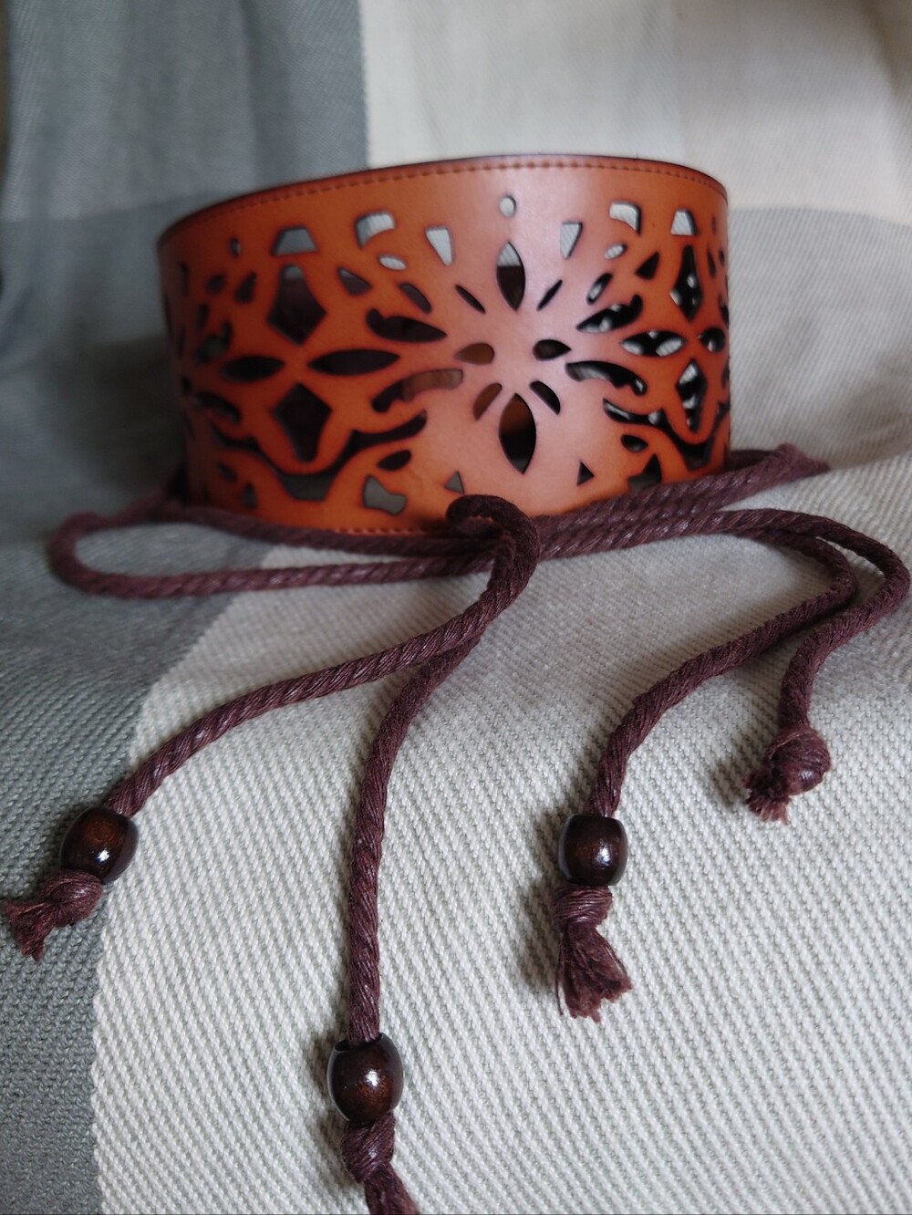 Artka gen leather cognac brown waist belt with beaded ties/READ THE DESCRIPTION